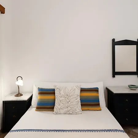 Daphne Apartment *